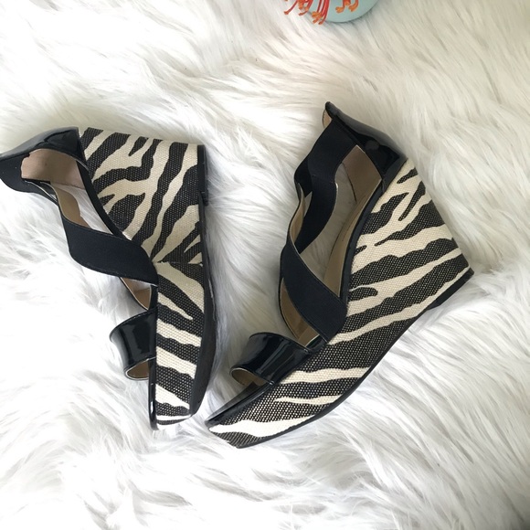 BCBGeneration Black Shiny Patent Leather Wedges - Picture 2 of 7